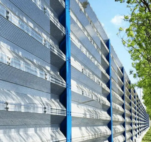 Шумозащитный экран из профлиста