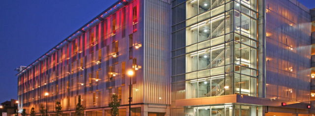 Фасадный экран из перфорированного профлиста