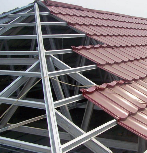 Шляпный профиль для кровли и стен