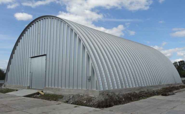 Арочный профнастил для ангаров и навесов